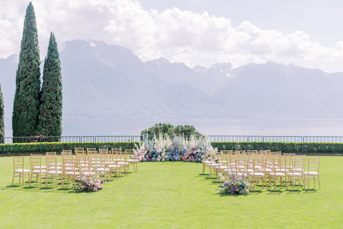 Décor cérémonie mariage arche au sol Montreux Palace